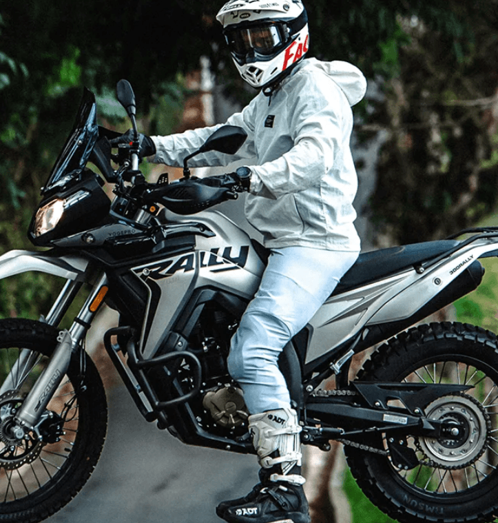 AKT Rally 300 - vista 2