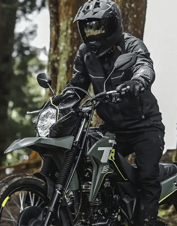 AKT TTR 125 Verde militar - vista 3