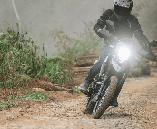 AKT TTR 200 Edición Especial - vista 5