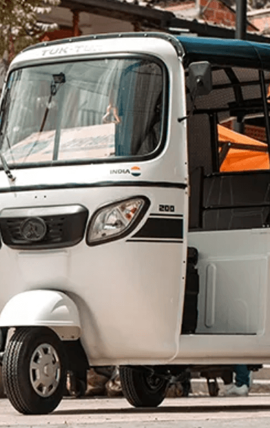 AKT Tuk Tuk 200 - vista 1
