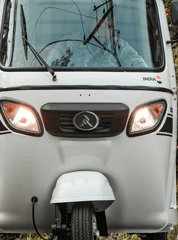 AKT Tuk Tuk 200 - vista 2