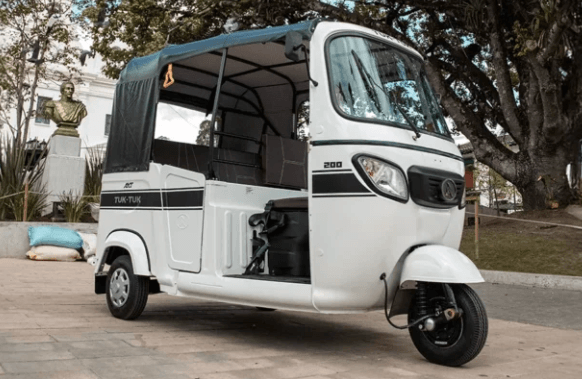 AKT Tuk Tuk 200 - vista 6